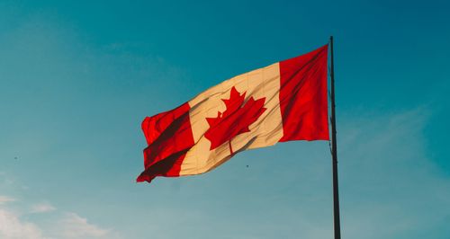 eSIM for Canada – travel photo 1