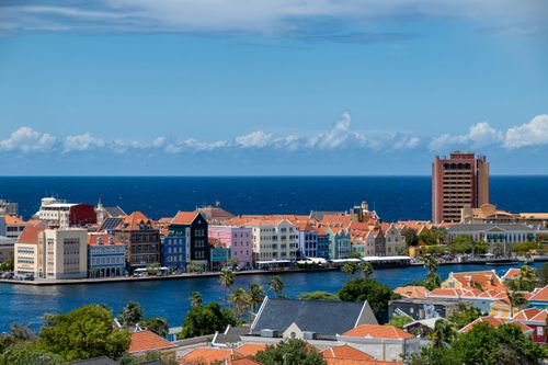eSIM for Curacao – travel photo 4