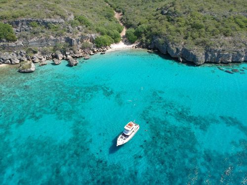 eSIM for Curacao – travel photo 3