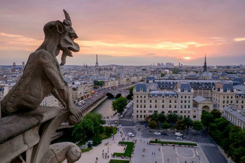 eSIM for France – travel photo 1
