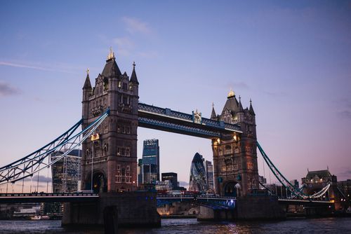 eSIM for United Kingdom – travel photo 2