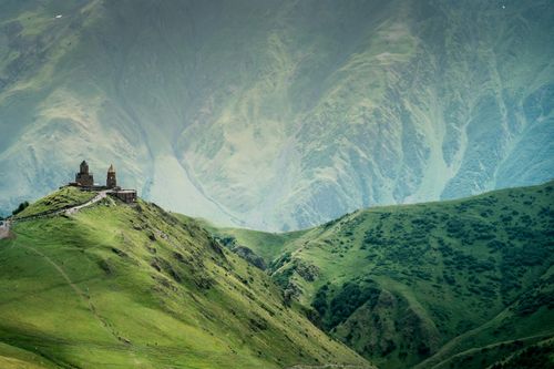 eSIM for Georgia – travel photo 4