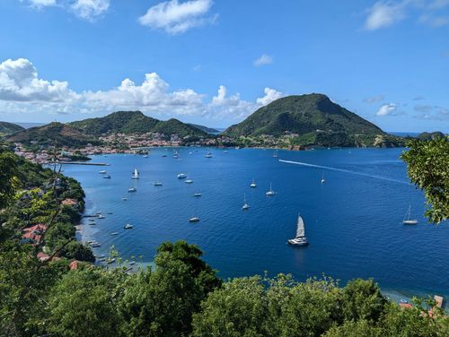 eSIM for Guadeloupe – travel photo 3