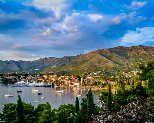 eSIM for Croatia – travel photo 1