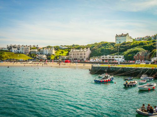 eSIM for Isle of Man – travel photo 3