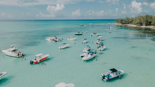 eSIM for Cayman Islands – travel photo 1