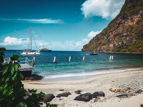 eSIM for Saint Lucia – travel photo 3