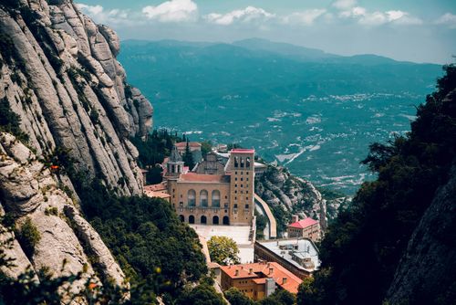 eSIM for Montserrat – travel photo 3