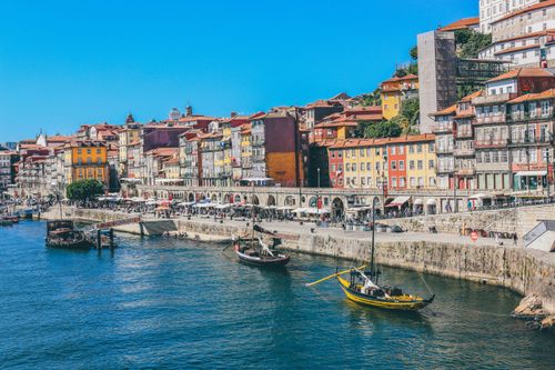 eSIM for Portugal – travel photo 2