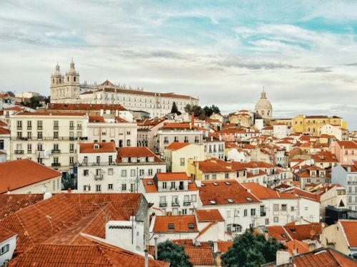 eSIM for Portugal – travel photo 1