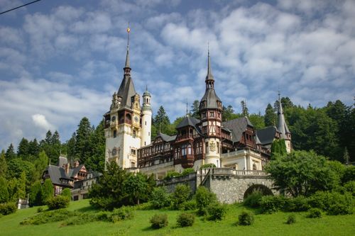 eSIM for Romania – travel photo 4
