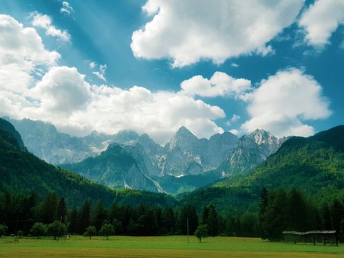 eSIM for Slovenia – travel photo 2
