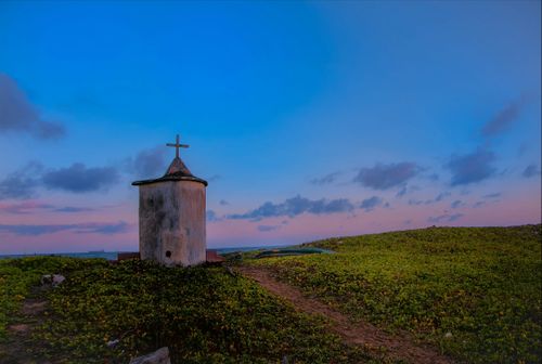 eSIM for Saint Vincent and the Grenadines – travel photo 1