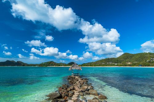 eSIM for Antigua and Barbuda – travel photo 3