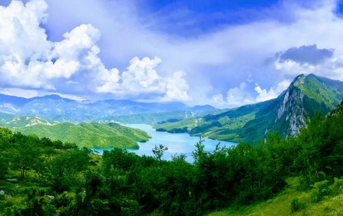 eSIM for Albania – travel photo 3