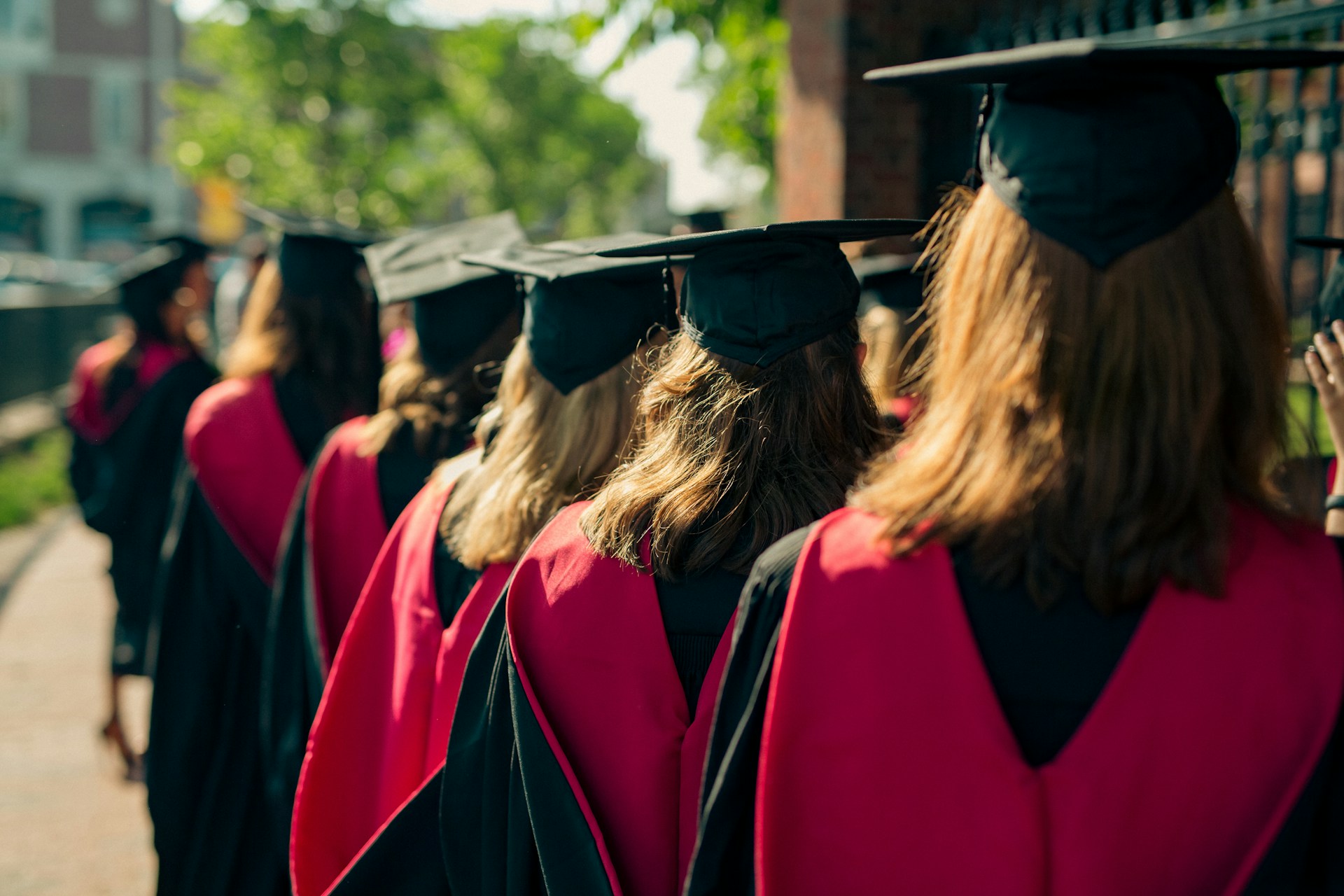 Smiling international students together — eSIM keeps them connected wherever they study or travel